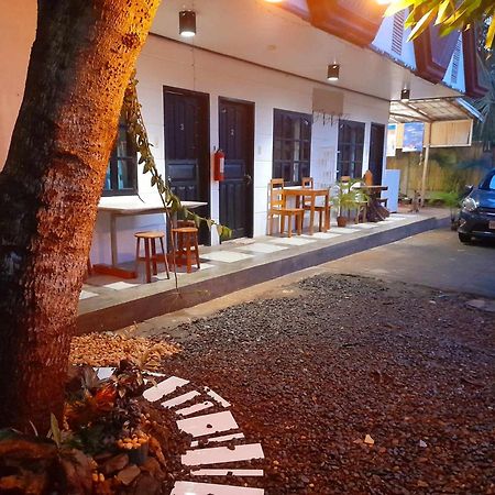 El Taraw Bed & Breakfast Puerto Princesa Ngoại thất bức ảnh