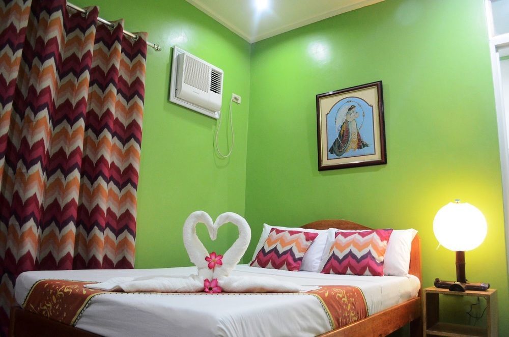 El Taraw Bed & Breakfast Puerto Princesa Ngoại thất bức ảnh